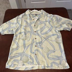 Tommy Bahama 100% Silk Casual Button Down Short Sleeve Shirt